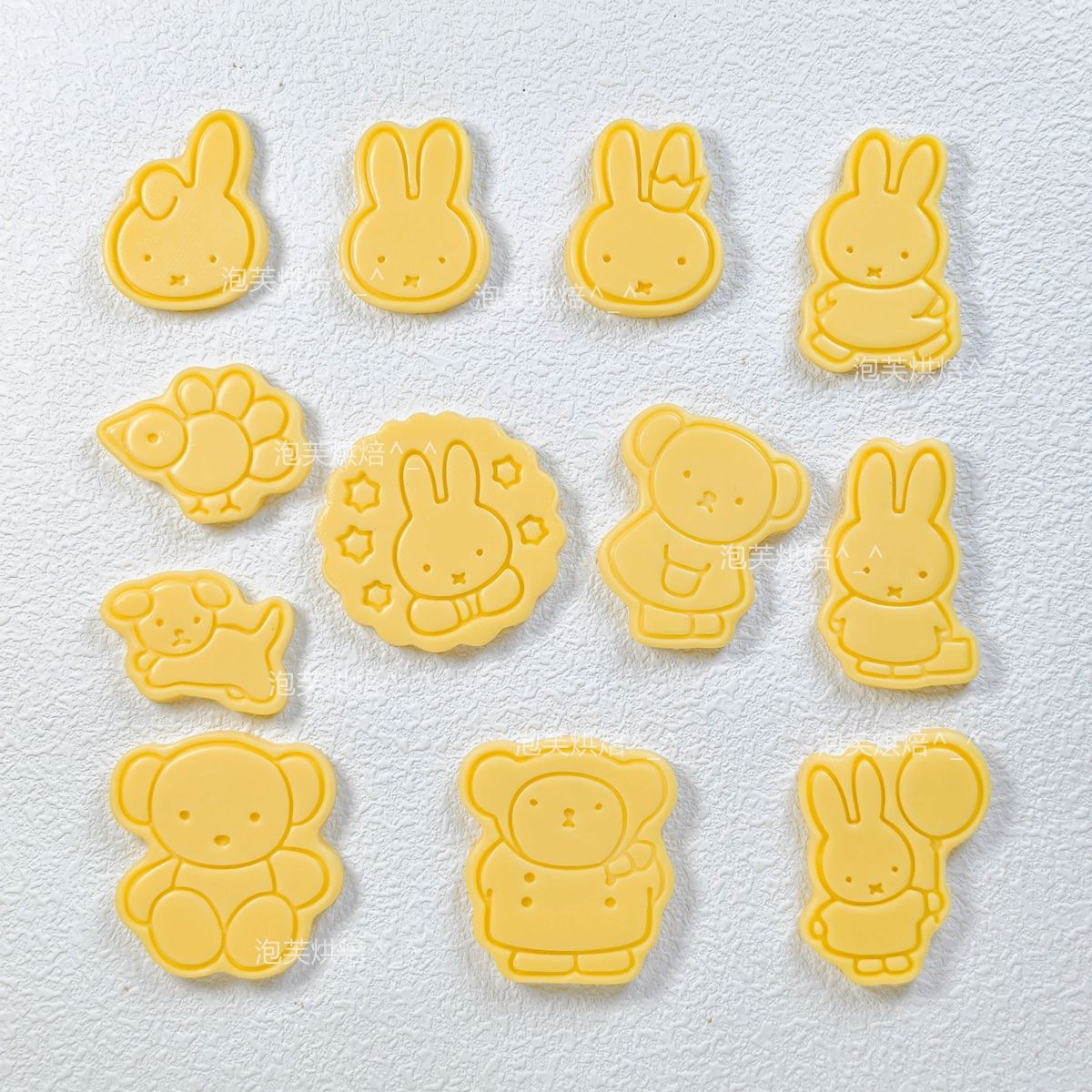Cute 3D Press Cookie Mold with - Baking Kitchen Kids ulasan dan harga